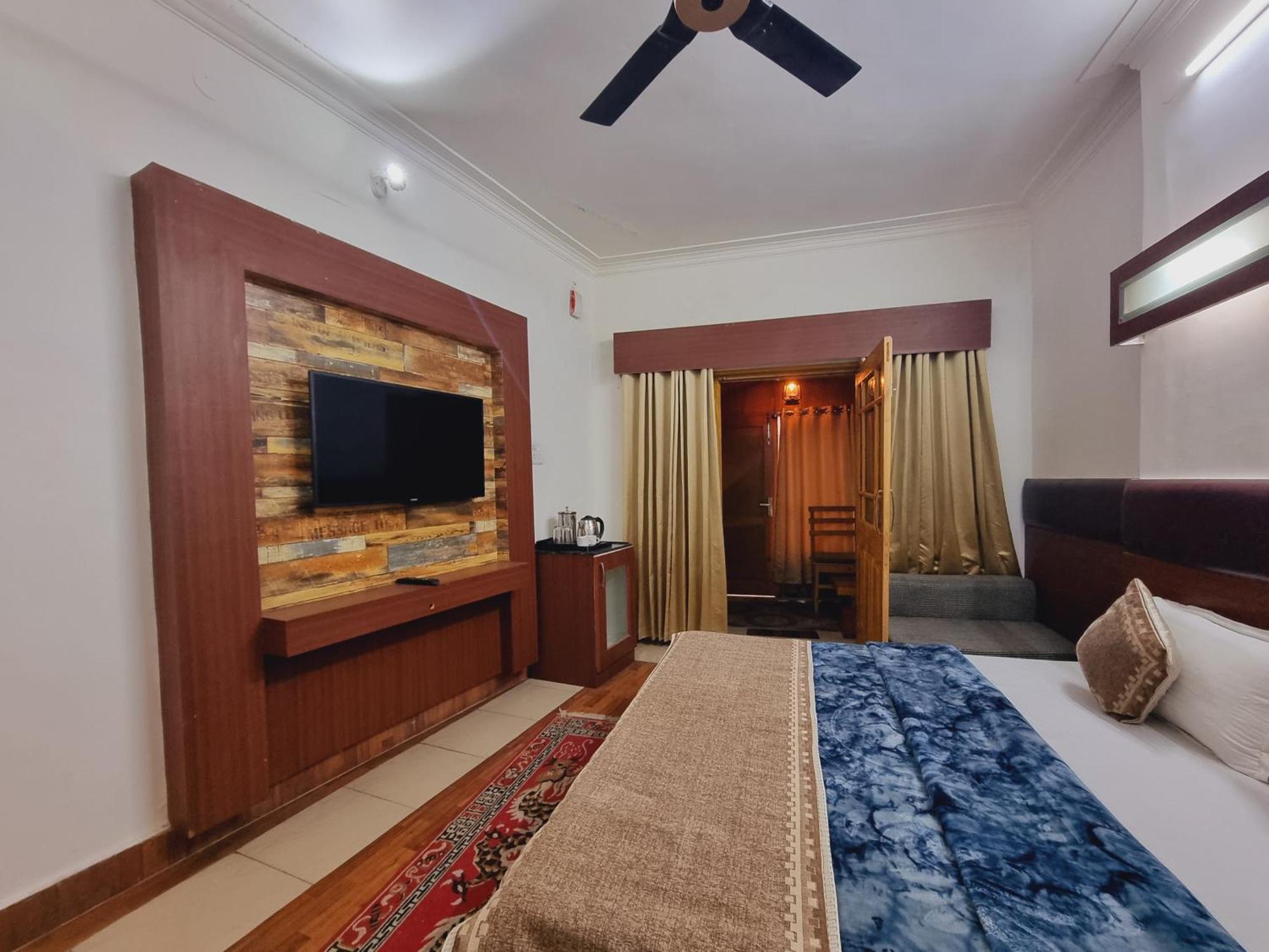 Wow Hotels Green View ดัลเฮาซี ภายนอก รูปภาพ