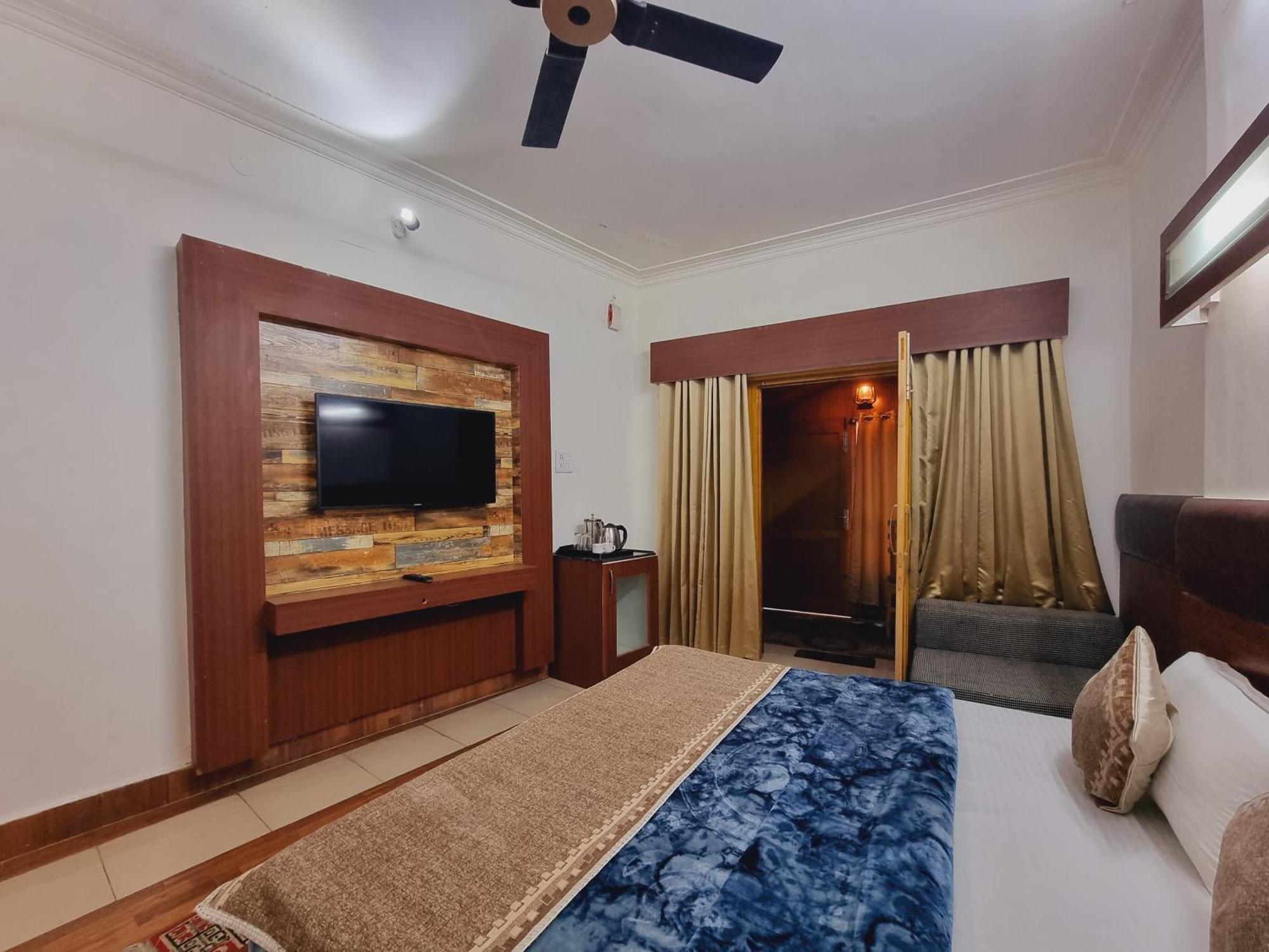 Wow Hotels Green View ดัลเฮาซี ภายนอก รูปภาพ